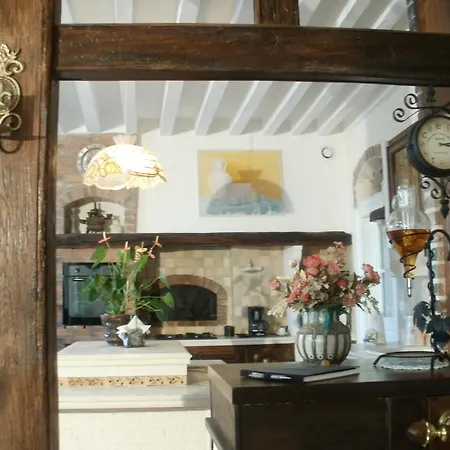 Casteland Couette-café *